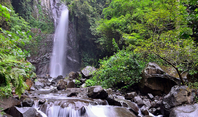 Located deep in the lush hills of central Bali is the stunning Yeh Mampeh Waterfall.